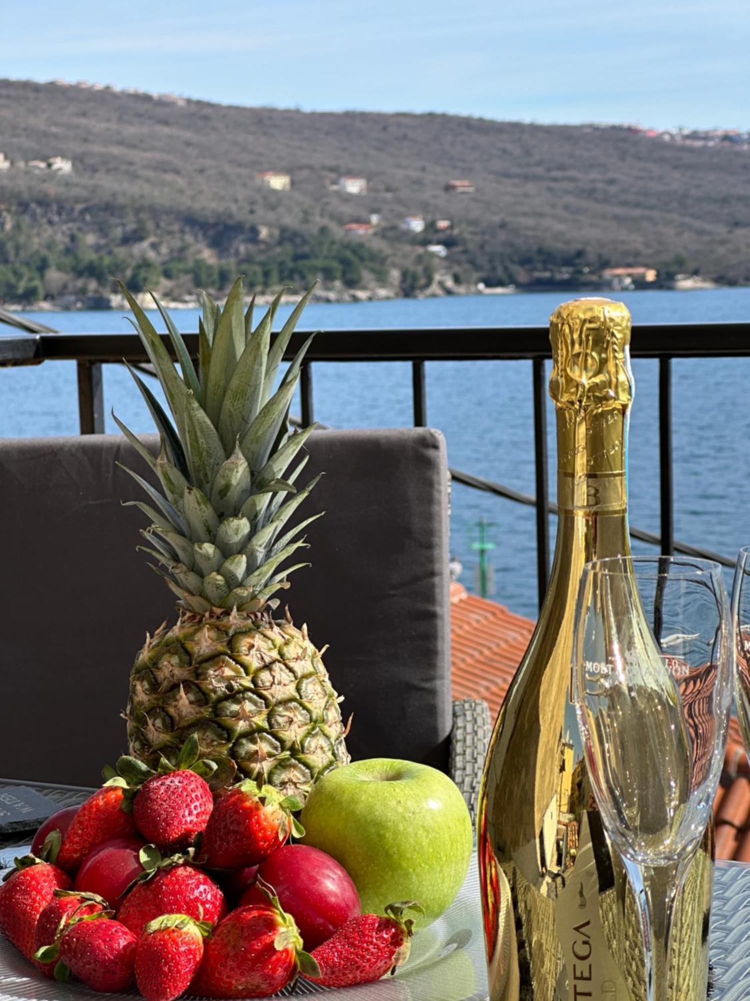 Villa Volos Apartment Karmen With Roof Terrace, Sea View, Free Private Parking Abbázia Kültér fotó